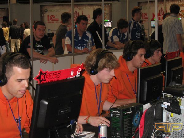k1ck готовятся к игре